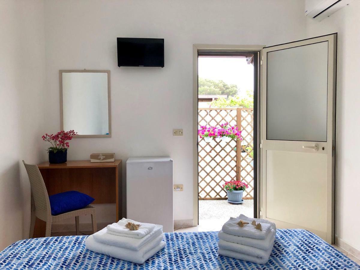 B&B Vento Del Mare San Pietro in Bevagna Extérieur photo